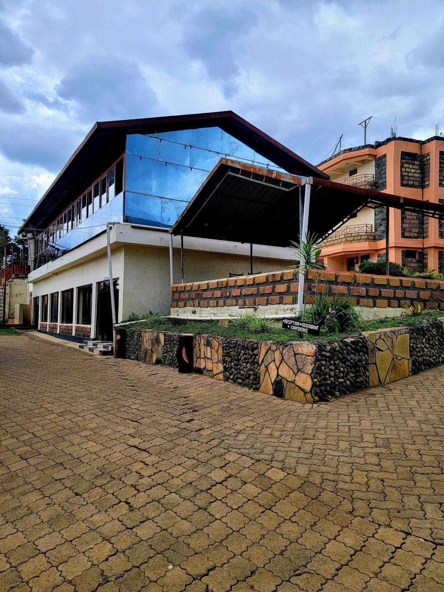 Apex Resort Nakuru Exteriér fotografie